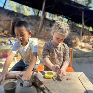 Dali Old Pottery Village Handicraft Experience